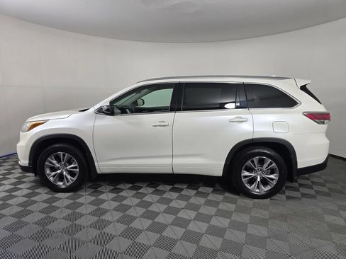 Used 2015 Toyota Highlander XLE AWD/4WD image 4