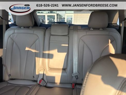 Used 2023 Lincoln Nautilus Reserve AWD/4WD image 15
