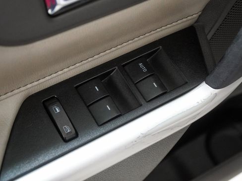 Used 2013 Ford Edge SEL image 20