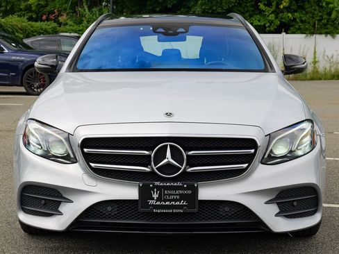 Used 2018 Mercedes-Benz E 400 4MATIC Wagon image 2