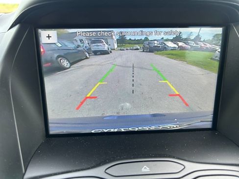 Used 2016 Ford Escape SE w/ SE Leather Comfort Package FWD image 28