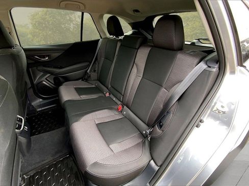 Certified 2025 Subaru Outback Premium image 22