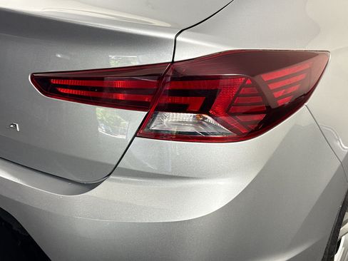Used 2020 Hyundai Elantra Value Edition w/ Cargo Package (C1) FWD image 34