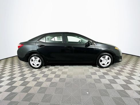 Used 2019 Toyota Corolla LE image 12