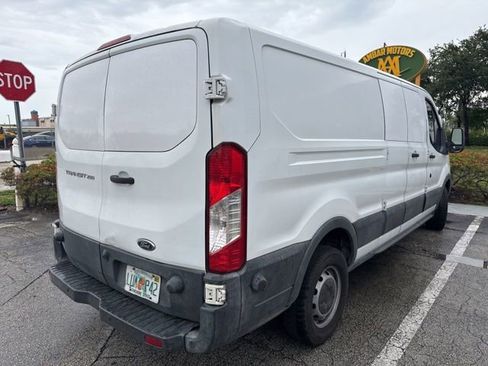 Used 2018 Ford Transit 250 148 Low Roof RWD image 5