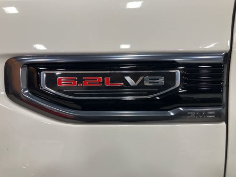 Used 2022 GMC Sierra 1500 AT4 w/ AT4 Premium Package image 10