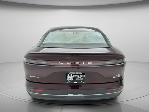 Used 2024 Lucid Air Touring AWD/4WD image 7