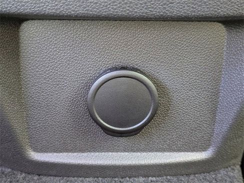 New 2026 Cadillac CT4 Luxury image 13