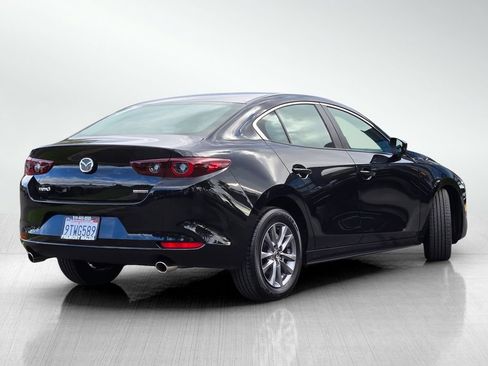 Certified 2025 MAZDA MAZDA3 s FWD image 4