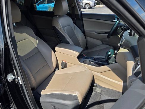 Used 2020 Hyundai Tucson Limited w/ Cargo Package FWD image 15