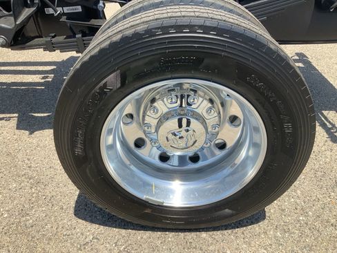 New 2025 RAM 5500 Tradesman RWD image 8