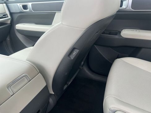 Used 2025 Hyundai Santa Fe SEL image 25