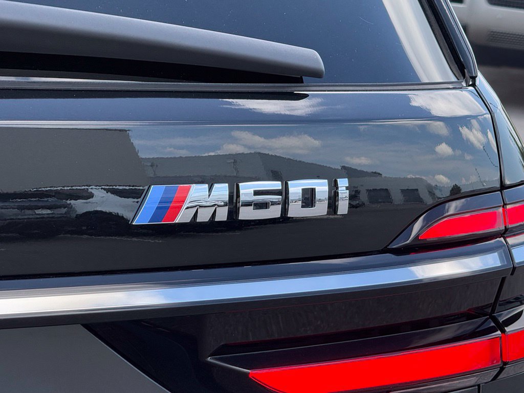 Used 2026 BMW X7 M60i AWD/4WD image 47