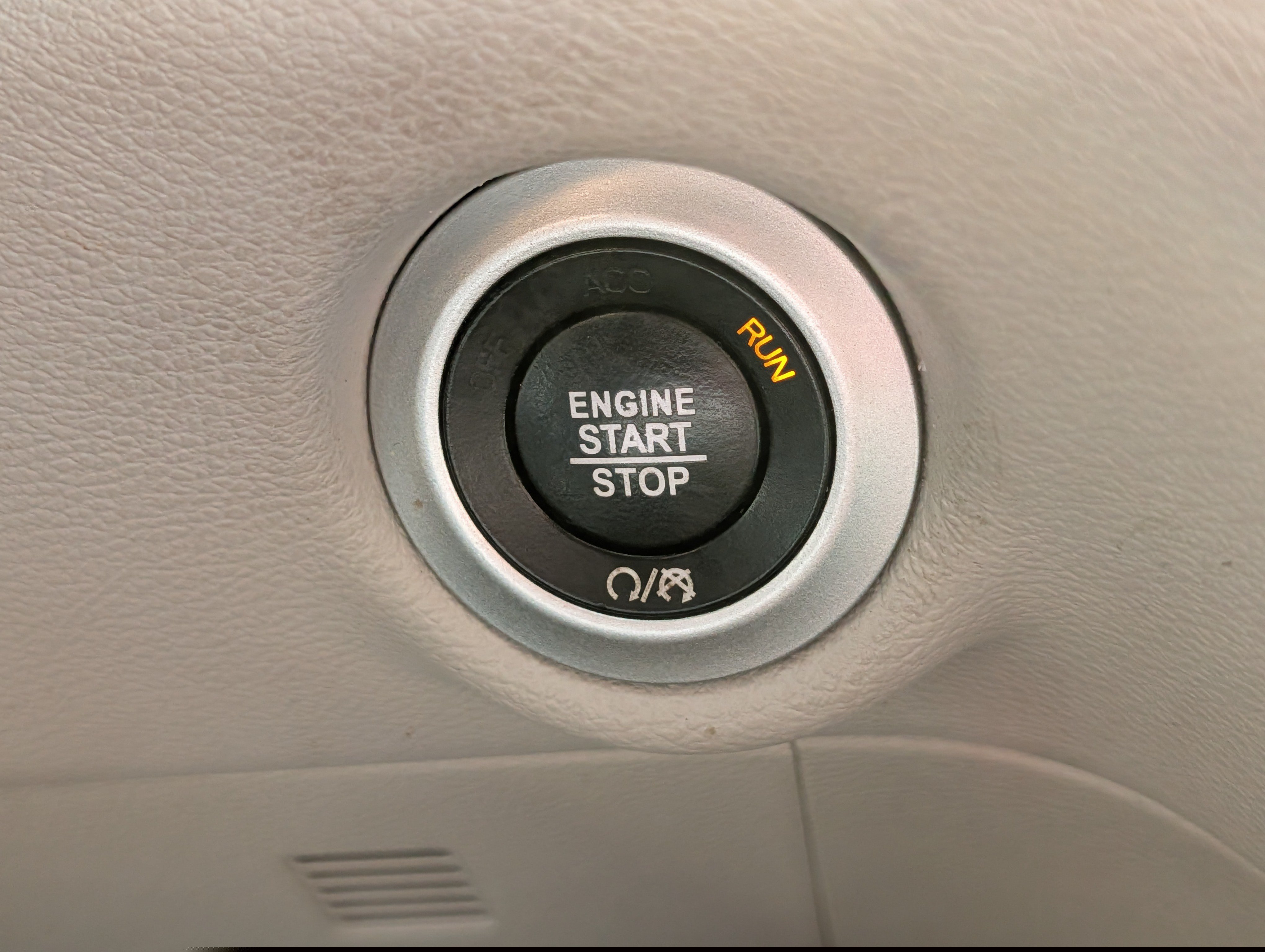 Used 2020 Chrysler Pacifica Touring-L Plus FWD image 29