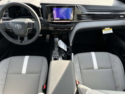 New 2026 Toyota Camry SE image 12