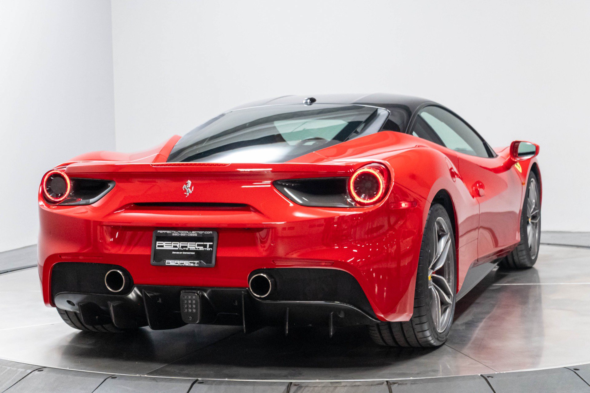 Used 2016 Ferrari 488 GTB RWD image 71