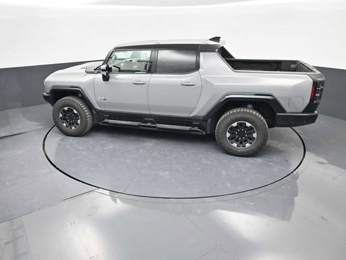 New 2025 GMC Hummer EV 3X w/ Extreme Off-Road Package image 30