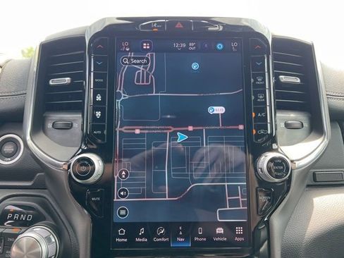 Used 2025 RAM 1500 Laramie image 27