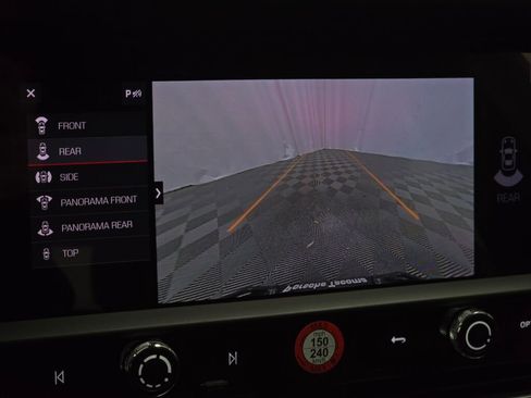 New 2026 Porsche Macan image 28