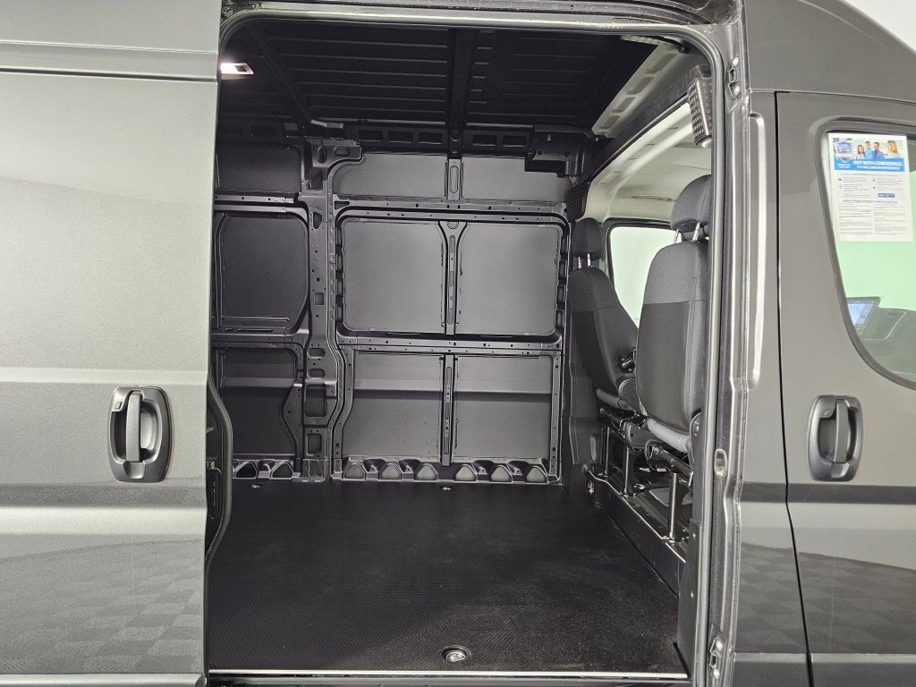 New 2026 RAM ProMaster 2500 w/ Quick Order Package 22G SLT FWD image 33