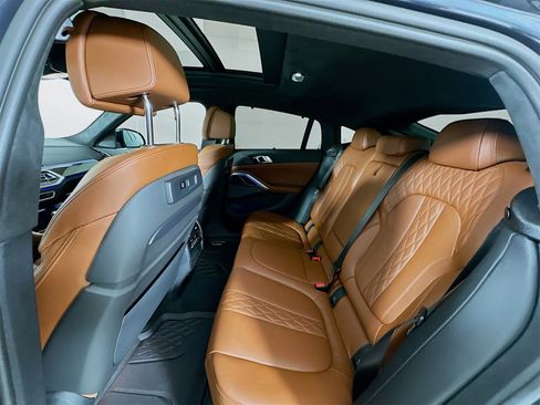 Used 2022 BMW X6 M50i w/ Executive Package image 26