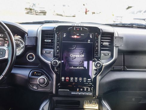 Used 2021 RAM 1500 Big Horn image 12