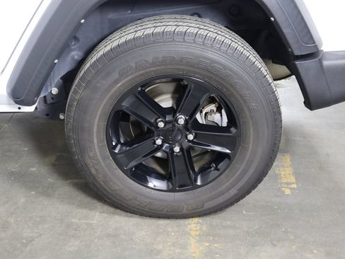 Used 2022 Jeep Wrangler Unlimited Sport AWD/4WD image 43