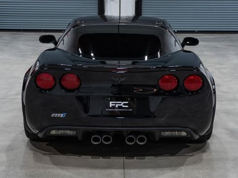Used 2009 Chevrolet Corvette ZR1 w/ Preferred Equipment Group RWD image 5