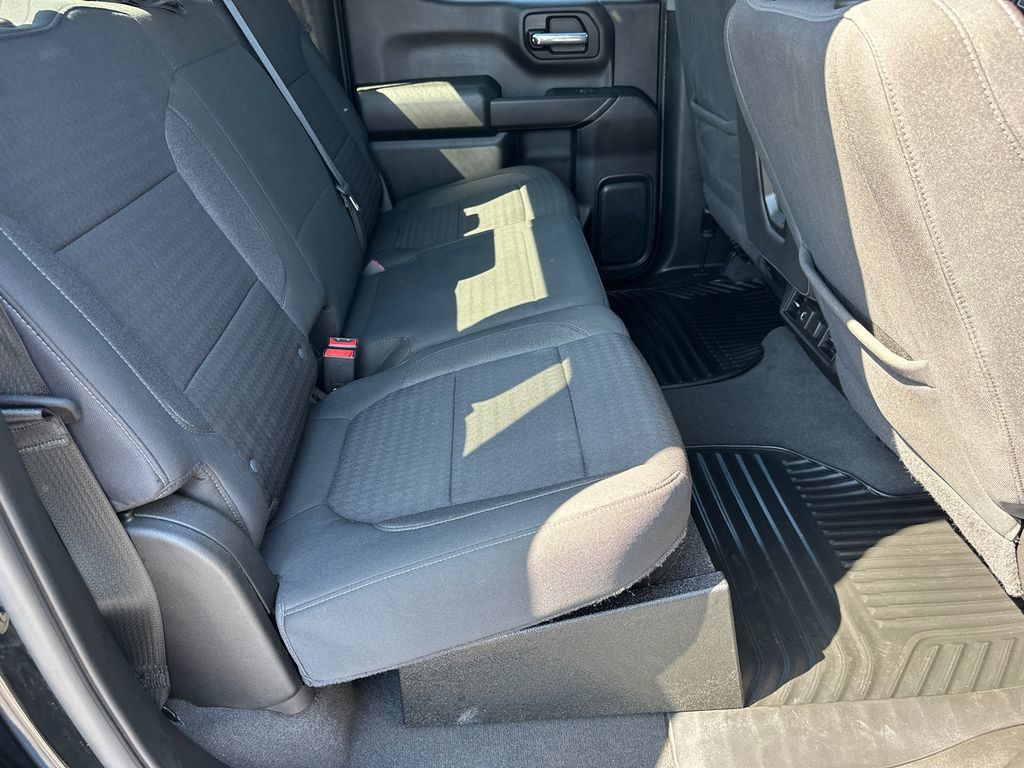 Used 2022 Chevrolet Silverado 1500 LT w/ Bed Protection Package AWD/4WD image 15