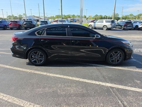 Used 2020 Kia Forte GT-Line w/ GT-Line Premium Package FWD image 6