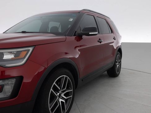 Used 2016 Ford Explorer Sport w/ Equipment Group 401A AWD/4WD image 12