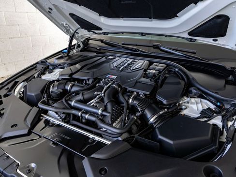 Certified 2022 BMW M5 w/ Competition Package image 42