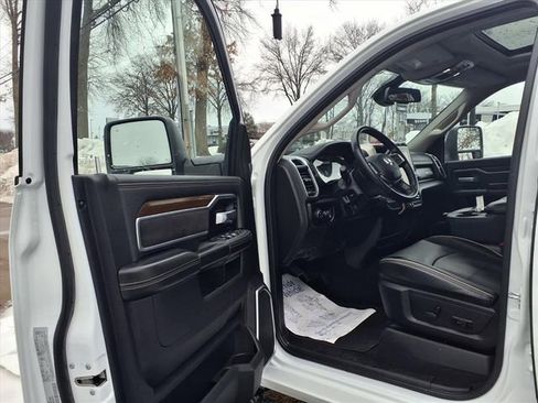 Certified 2024 RAM 3500 Laramie AWD/4WD image 15
