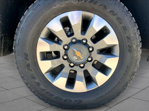 New 2026 Chevrolet Silverado 2500 Custom w/ Custom Value Package image 11