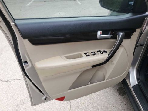 Used 2015 Kia Sorento LX FWD image 15
