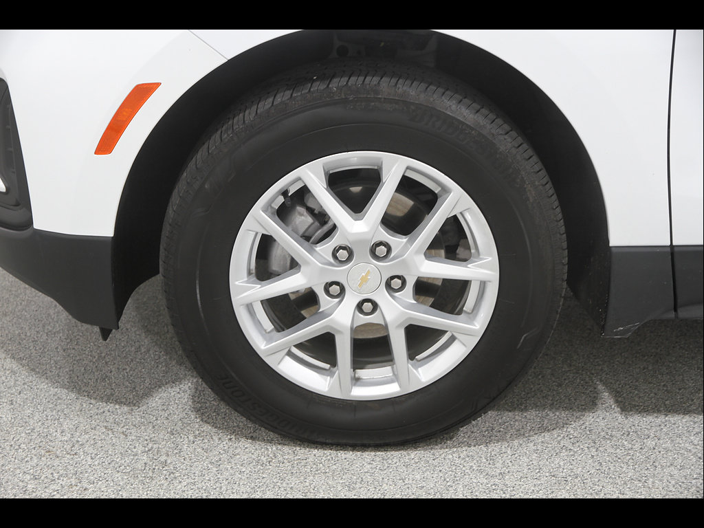 Certified 2024 Chevrolet Equinox LS AWD/4WD image 21