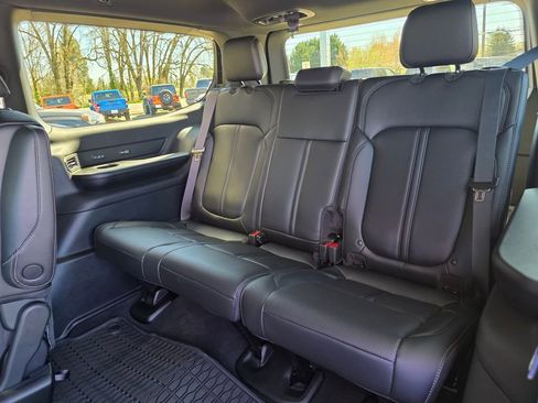 New 2026 Jeep Grand Wagoneer 4WD image 12