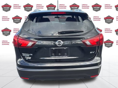 Used 2018 Nissan Rogue Sport SV w/ SV All-Weather Package image 6