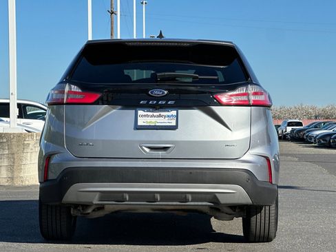 Used 2024 Ford Edge SEL image 5