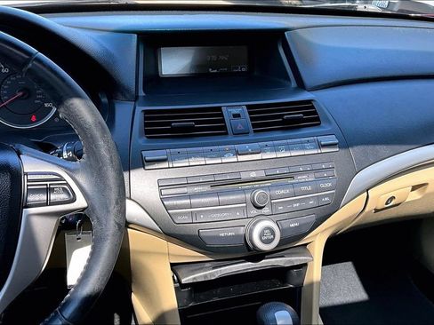 Used 2010 Honda Accord EX-L image 8