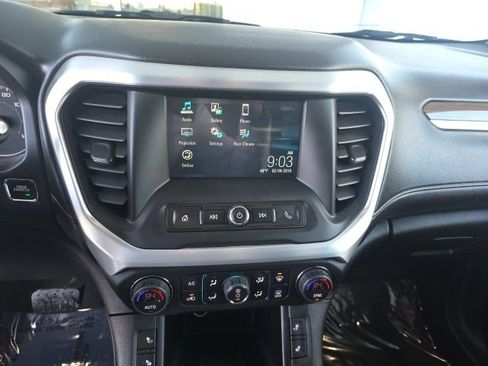 Used 2019 GMC Acadia SLE image 30
