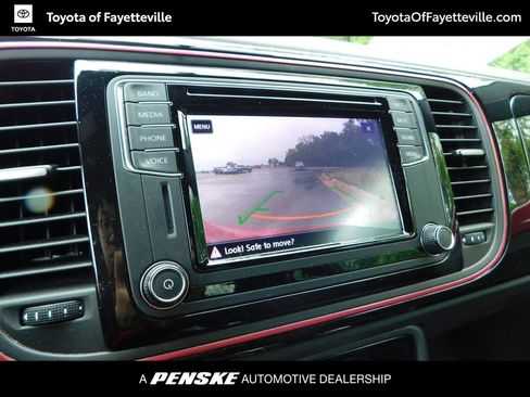 Used 2017 Volkswagen Beetle 1.8T FWD image 10