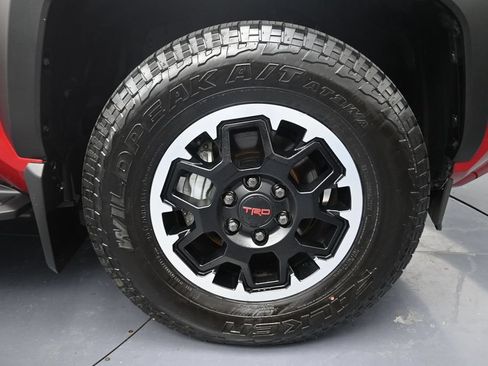 Used 2025 Toyota 4Runner TRD Off-Road Premium w/ Tow Technology Package AWD/4WD image 5