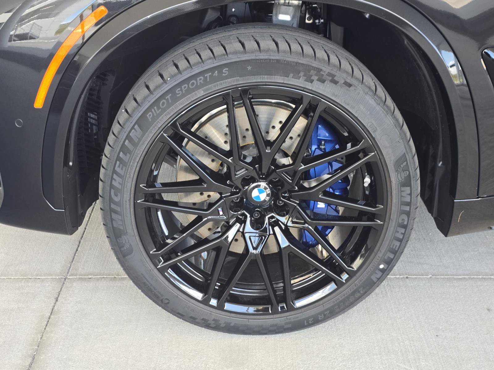 New 2026 BMW X5 M Competition w/ Executive Package AWD/4WD image 8