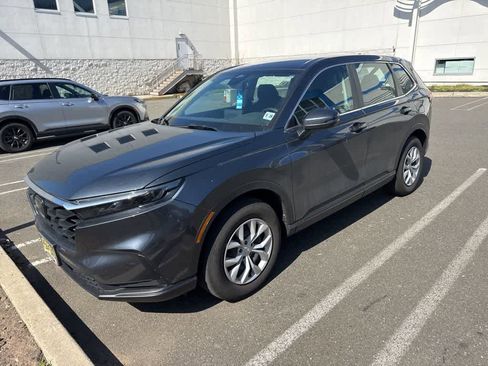 Used 2023 Honda CR-V LX image 9