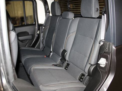 New 2026 Jeep Gladiator Sport image 26