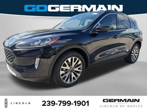 Used 2021 Ford Escape Titanium w/ Class II Trailer Tow Package image 1