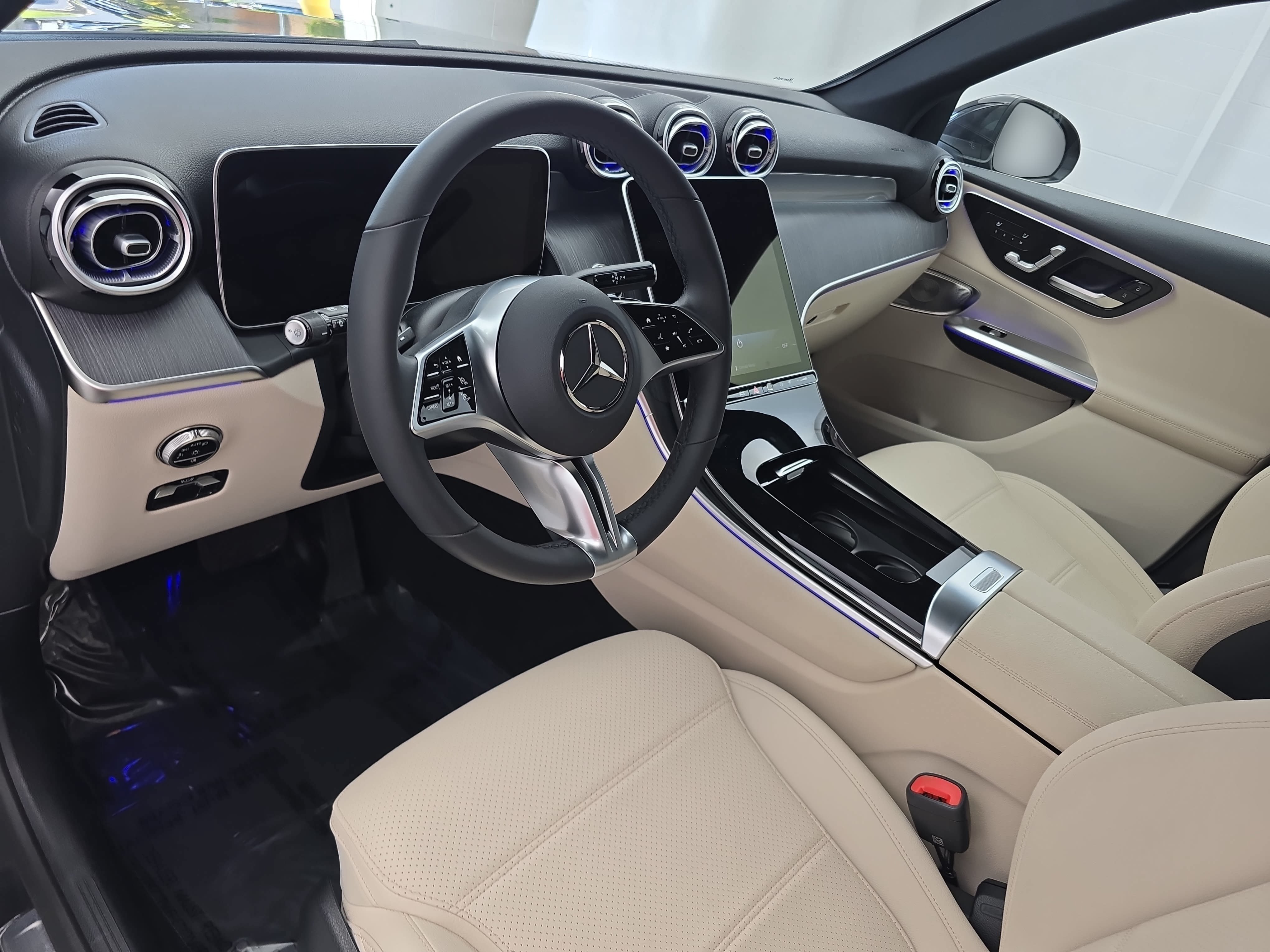Certified 2026 Mercedes-Benz GLC 300 image 16