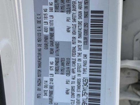 Used 2015 MAZDA MAZDA3 i Touring w/ Technology Package image 8