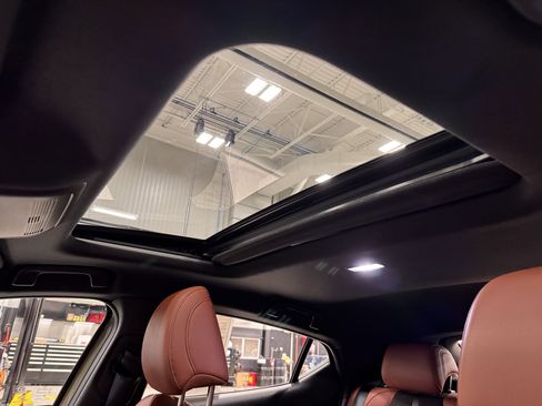 Used 2024 MAZDA MAZDA3 s image 17